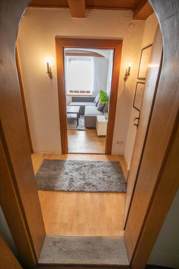 Traditional Old Town Apartment Галль-ін-Тіроль Екстер'єр фото